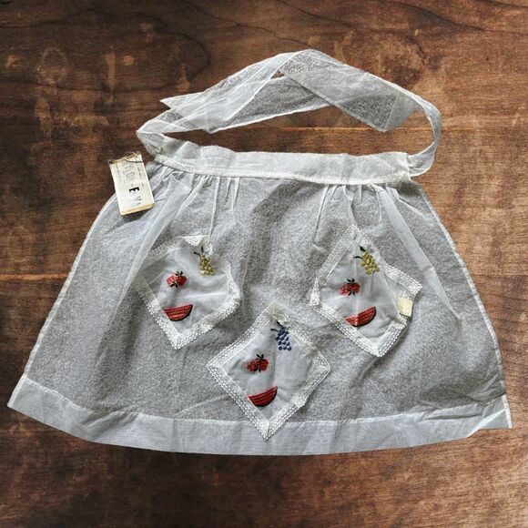 Vintage ENKA Sheer Half Apron White with Fruit Pattern Pockets 1950's - Picture 8 of 9
